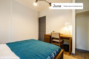 Room in Shared 3 bed/1 bath home in New York, NY - Building Photo