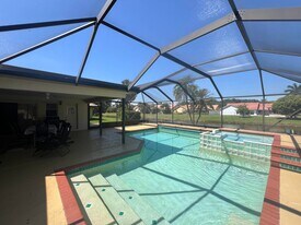 9775 Sun Pointe Dr in Boynton Beach, FL - Building Photo