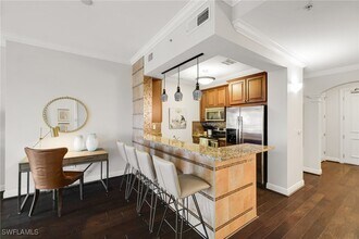 26131 Fashion Dr in Estero, FL - Building Photo - Building Photo