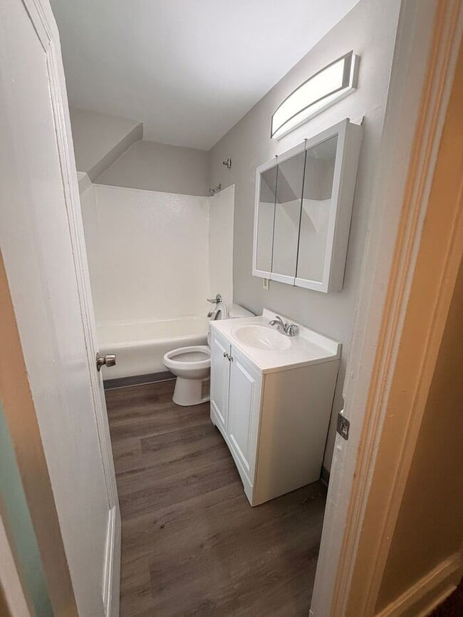 9410 Birchwood Rd in Garfield Heights, OH - Building Photo - Building Photo