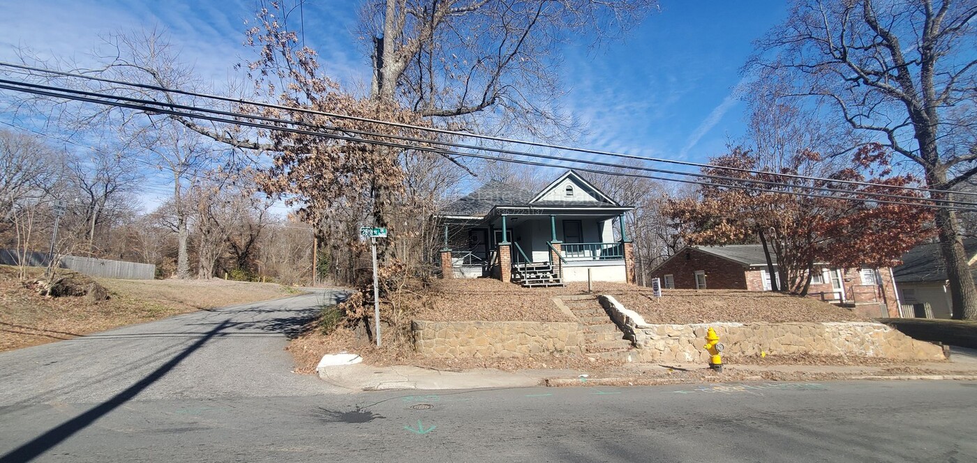 1601 E Twenty-Fifth St in Winston-Salem, NC - Building Photo