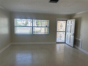 3001 Gulf Blvd in Belleair Beach, FL - Building Photo - Building Photo