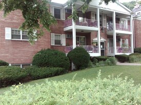 2401 Grandview Ave, Unit 9 Apartments