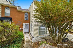 661 Coventry Township Ln in Marietta, GA - Building Photo