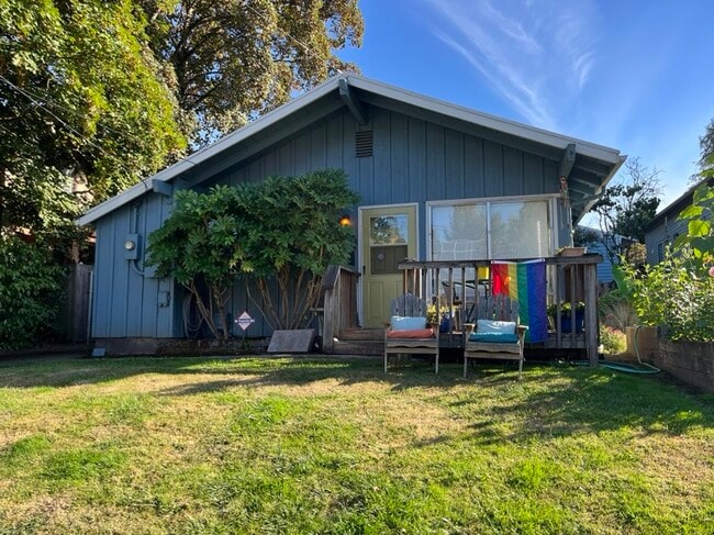 property at 4808 SE Salmon St