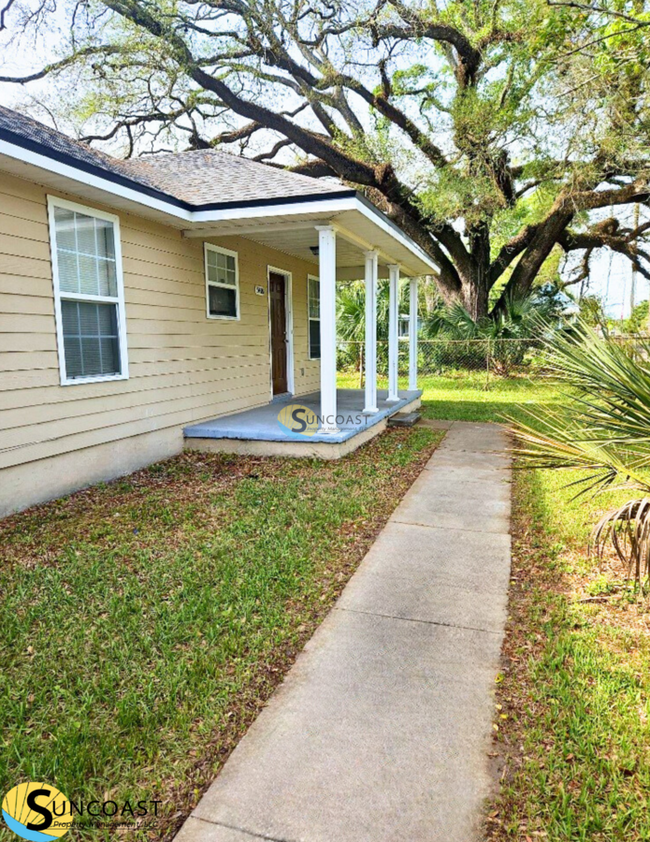 3408 Buckman St in Jacksonville, FL - Foto de edificio - Building Photo