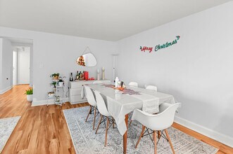 60 Strawberry Hill Ave in Stamford, CT - Building Photo - Building Photo