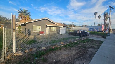 16510 Lakeshore Dr in Lake Elsinore, CA - Building Photo - Building Photo