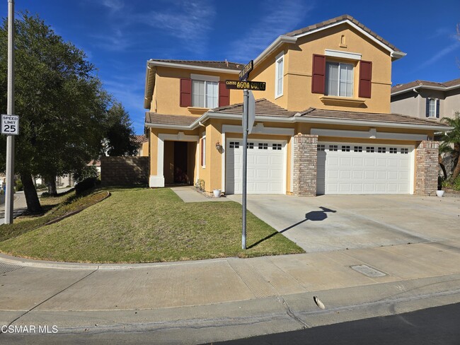 569 Camino Agua Dulce in Thousand Oaks, CA - Building Photo - Building Photo