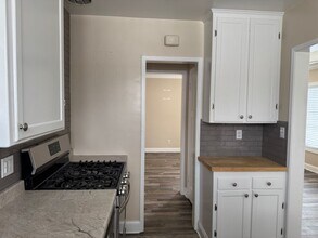 4934 E Stearns St in Long Beach, CA - Building Photo - Building Photo