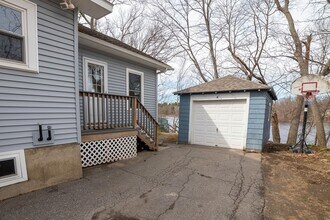 8 Blackstone St in Shrewsbury, MA - Building Photo - Building Photo