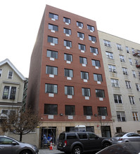 250 Mount Hope Pl in Bronx, NY - Foto de edificio - Building Photo