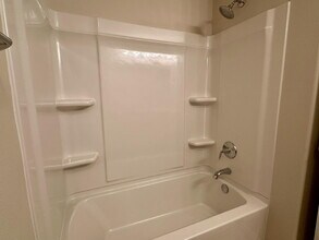 7046 95th St in Lubbock, TX - Building Photo - Building Photo