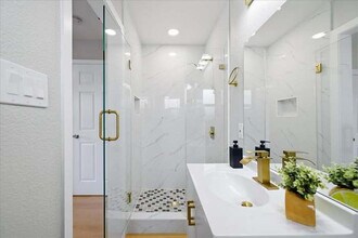 4564 San Juan Ave in Fremont, CA - Building Photo - Building Photo