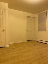 6033 Elmwood Ave in Philadelphia, PA - Building Photo - Building Photo