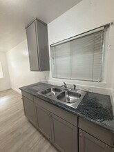 515 E 4th St in Stockton, CA - Building Photo - Building Photo