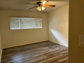 224 W Palm Ave-Unit -E-5 in Monrovia, CA - Building Photo - Building Photo