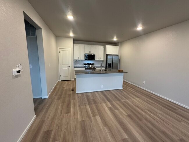 1811 Bounty Dr, Unit 2 in Windsor, CO - Building Photo - Building Photo