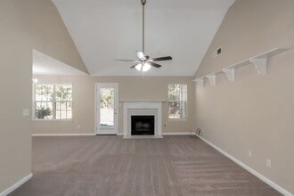 123 Willow Springs Ln in Stockbridge, GA - Building Photo - Building Photo