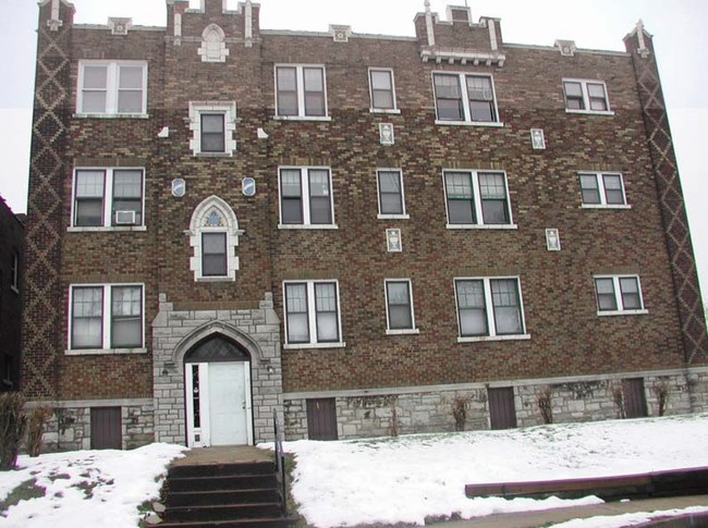 Kings Highway Apartments in St. Louis, MO - Building Photo - Building Photo