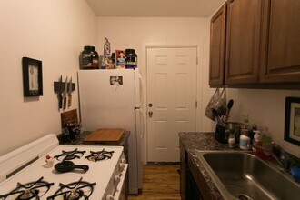 837.5 W Cornelia Ave in Chicago, IL - Building Photo - Building Photo