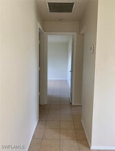 1024 SE 24th Ave in Cape Coral, FL - Foto de edificio - Building Photo