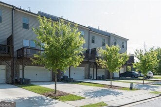 2182 Talmai Dr in Snellville, GA - Building Photo - Building Photo