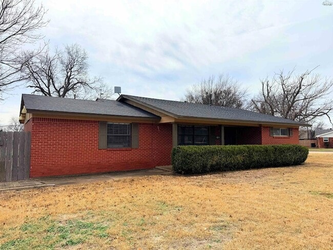 property at 4715 Coronado Ave