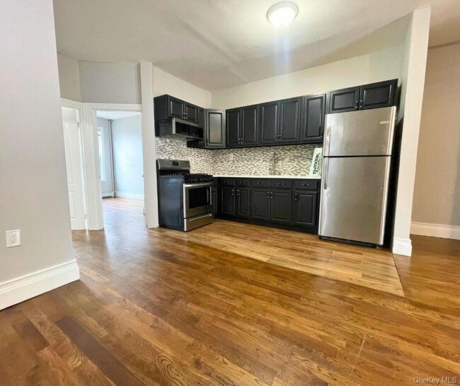 property at 89 Louisiana Ave