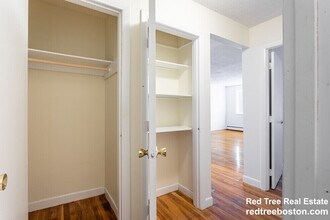 90 Gardner St, Unit 31 in Boston, MA - Foto de edificio - Building Photo