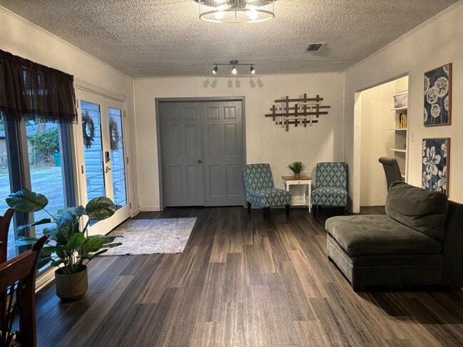 2321 N Calion Rd in El Dorado, AR - Foto de edificio - Building Photo