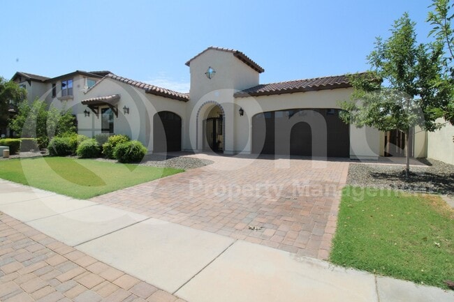 property at 3847 E Mead Dr
