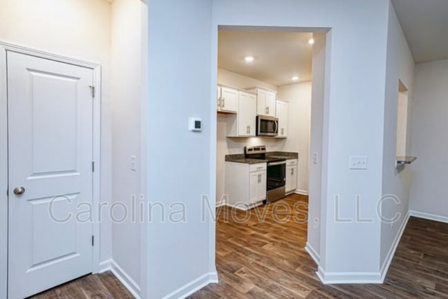 308 Sea Isle Pl in Greer, SC - Building Photo - Building Photo