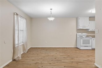 1105 W Stubbs St, Unit 1 in Edinburg, TX - Building Photo - Building Photo