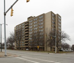 John F. Kennedy Plaza in Lorain, OH - Building Photo - Building Photo