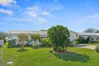 330 S Golf Blvd in Pompano Beach, FL - Building Photo - Building Photo