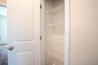 1753 Cash Dr in Mt Vernon, MO - Building Photo - Building Photo