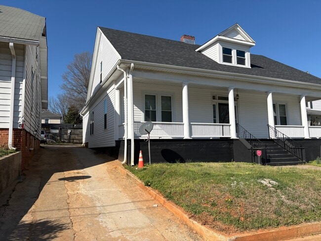 property at 1328 Shepherd St