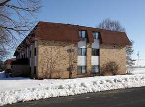 Centennial & Heritage Apartments in Farmington, MN - Foto de edificio - Building Photo