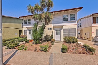 El Camino Apartments in Millbrae, CA - Building Photo - Primary Photo