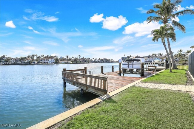232 Conners Ave in Naples, FL - Building Photo - Building Photo
