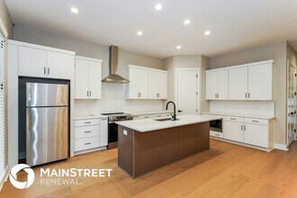 2142 Oakland St in Nashville, TN - Foto de edificio - Building Photo