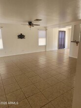 15733 W Watson Ln in Surprise, AZ - Foto de edificio - Building Photo