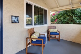 225 S Main St in Placentia, CA - Building Photo