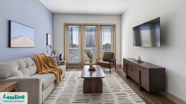 5005 Galleria Dr in Farmers Branch, TX - Foto de edificio - Building Photo