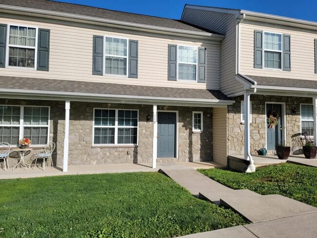 property at 118 Park Place Cir