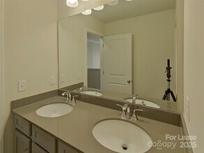 176 Queenshall Rd in Mooresville, NC - Building Photo - Building Photo