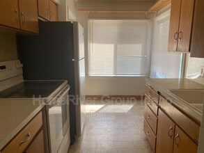 275 E 15th St in Idaho Falls, ID - Building Photo - Building Photo