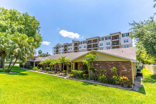 Richey Woods Senior Living in New Port Richey, FL - Building Photo - Building Photo