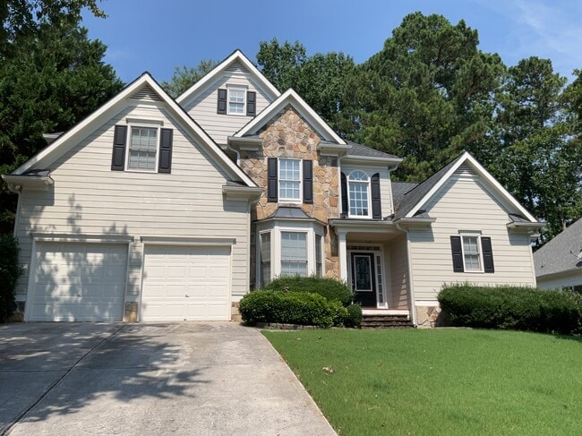 property at 3188 Creek Trace W